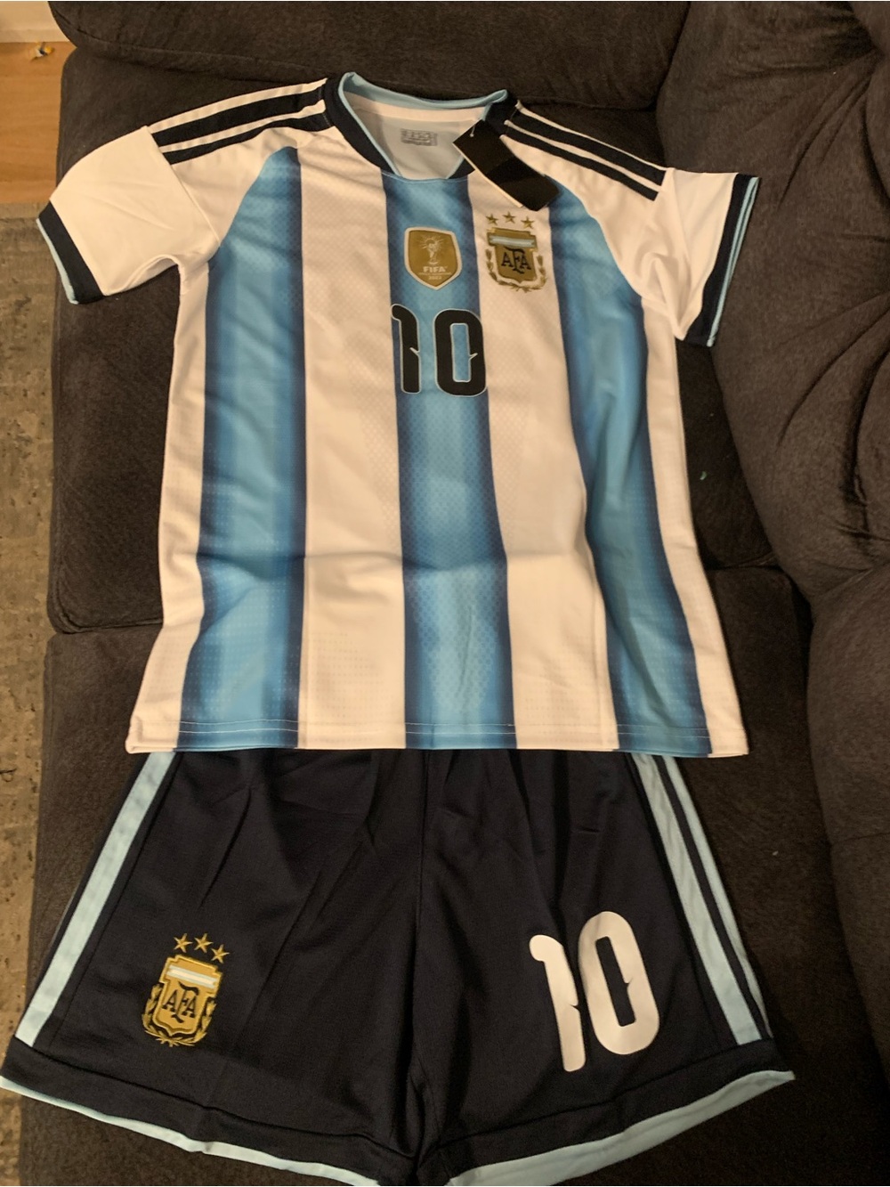 Argentina Lionel Messi #10 Soccer Jersey & Shorts Set Men's size Small